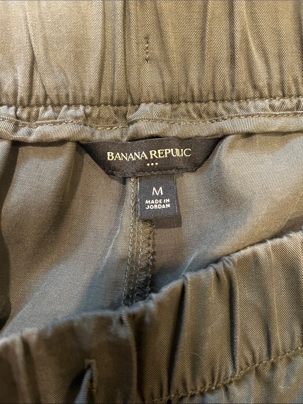 Banana Republic Green Joggers - Picture 6 of 7